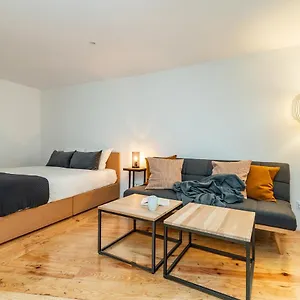 renovated-studio-in-the-heart-of-alfama.hotels-lisbon-portugal.com/